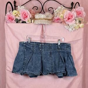 Y2k madden girl mini skirt